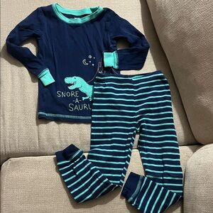 💙5 for $10💙 Carters Pajamas Set Dino 5t